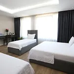 Отель Imperator Тирана