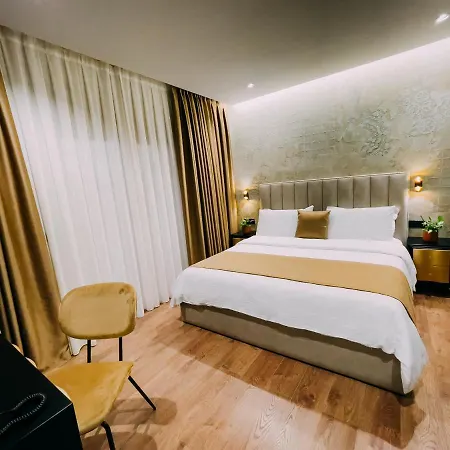 Imperator Hotell Tirana