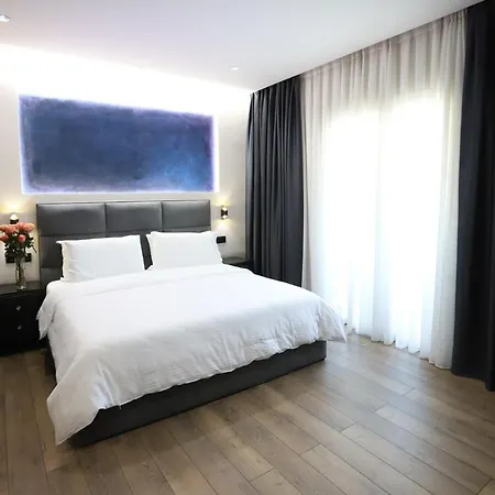 Imperator تيرانا