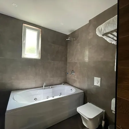 Imperator تيرانا