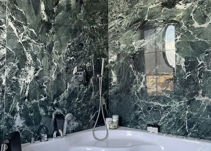 Imperator Hotel Tirana